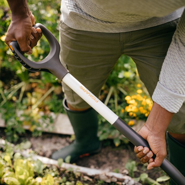 Фото - Вила Fiskars White (1070715)